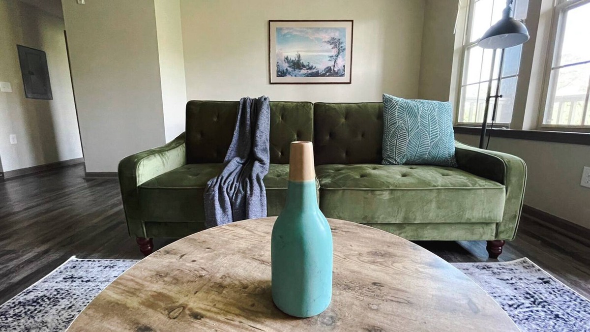 Ferndale House | Breathtaking 1BD/1BA w/Balcony + Gym - Little Rock