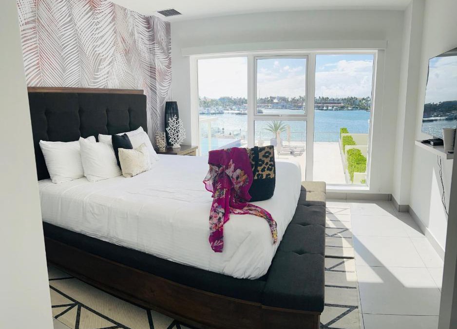 Oranjestad Apartment | Breathtaking 2 Bedroom Apartment with Harbor View