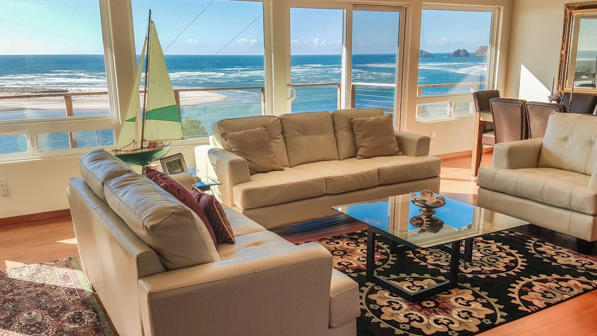 Netarts House | Breathtaking Bay and Ocean views!