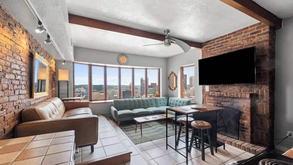 Mount Washington Apartment | Breathtaking City View - 1 Bed -Stylish & Serene