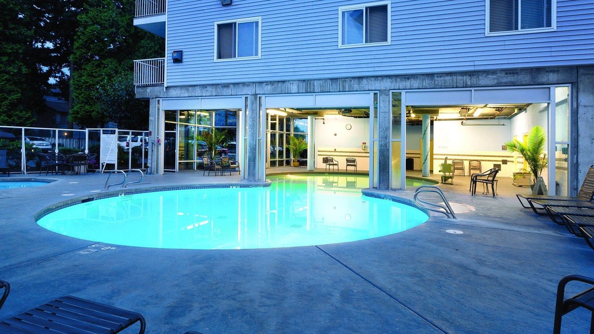 Birch Bay Resort | Breathtaking in all directions!