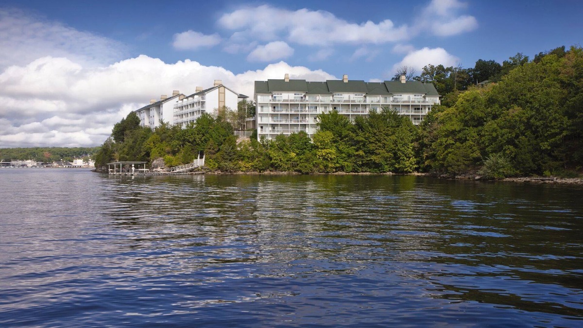 Osage Beach Resort | Breathtaking in all directions!