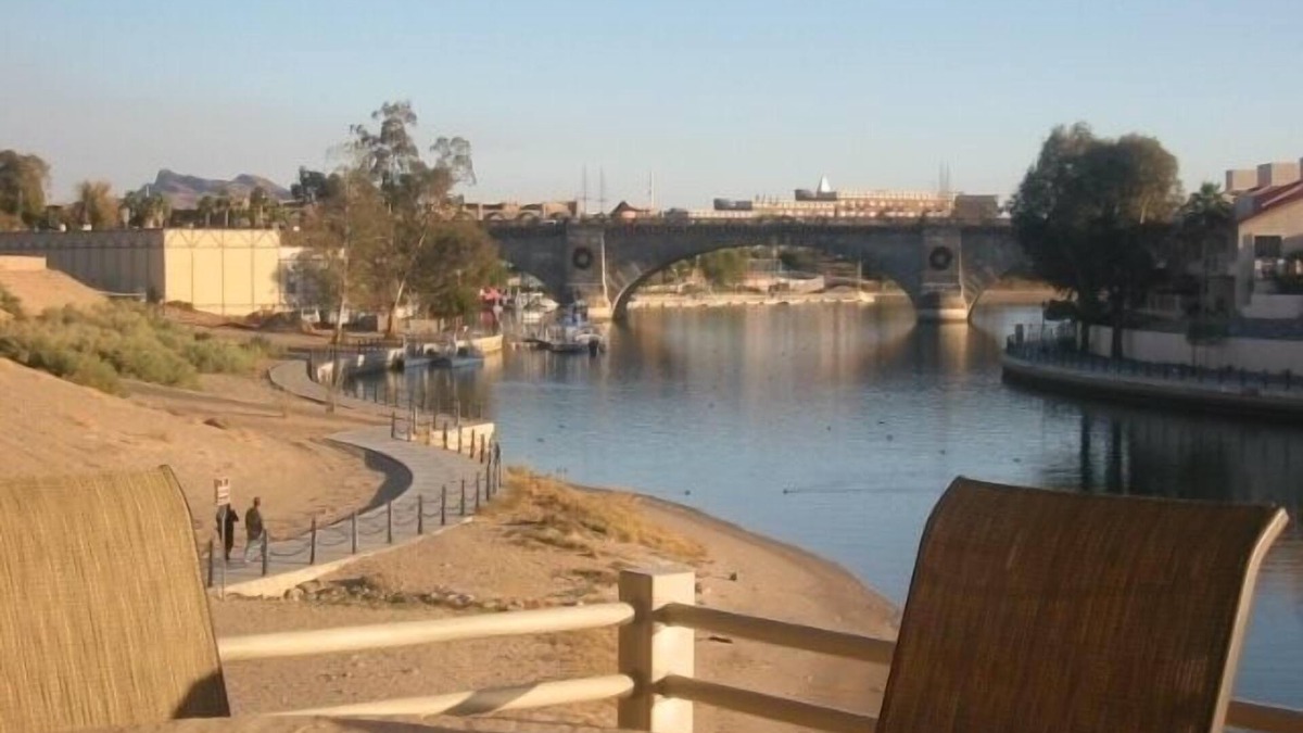Lake Havasu City Condo | Breathtaking! Kings View Waterfront, Steps from Parking #306