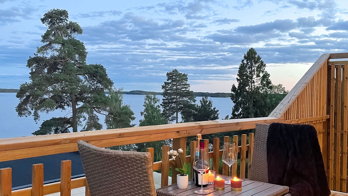 Upplands-Bro Municipality House | Breathtaking Lakefront Gem~Stunning View~Priv Pier