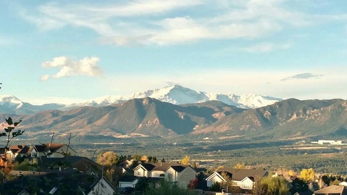 Colorado Springs House | Breathtaking Mountain Views | Hot Tub | Near USAFA