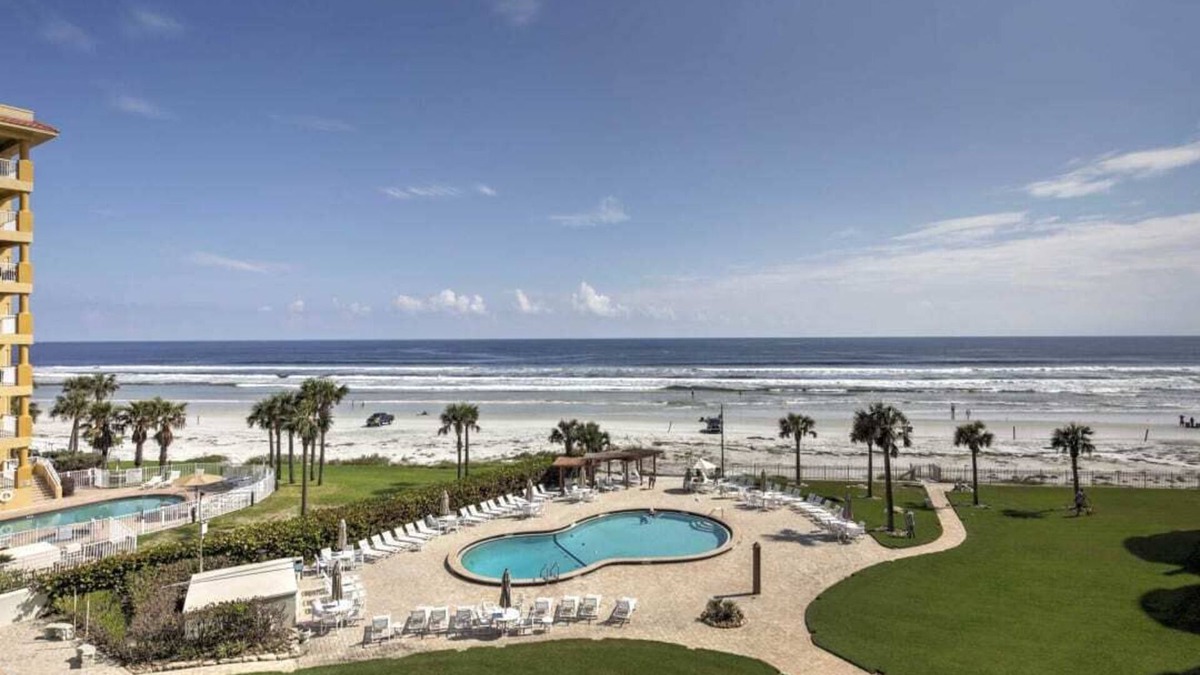 New Smyrna Beach Condo | Breathtaking Panoramic Ocean Views !