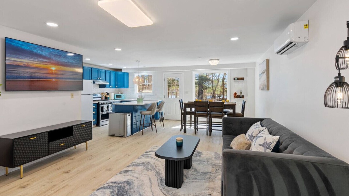 Wareham Center House | Breathtaking Riverfront Hideaway in Wareham