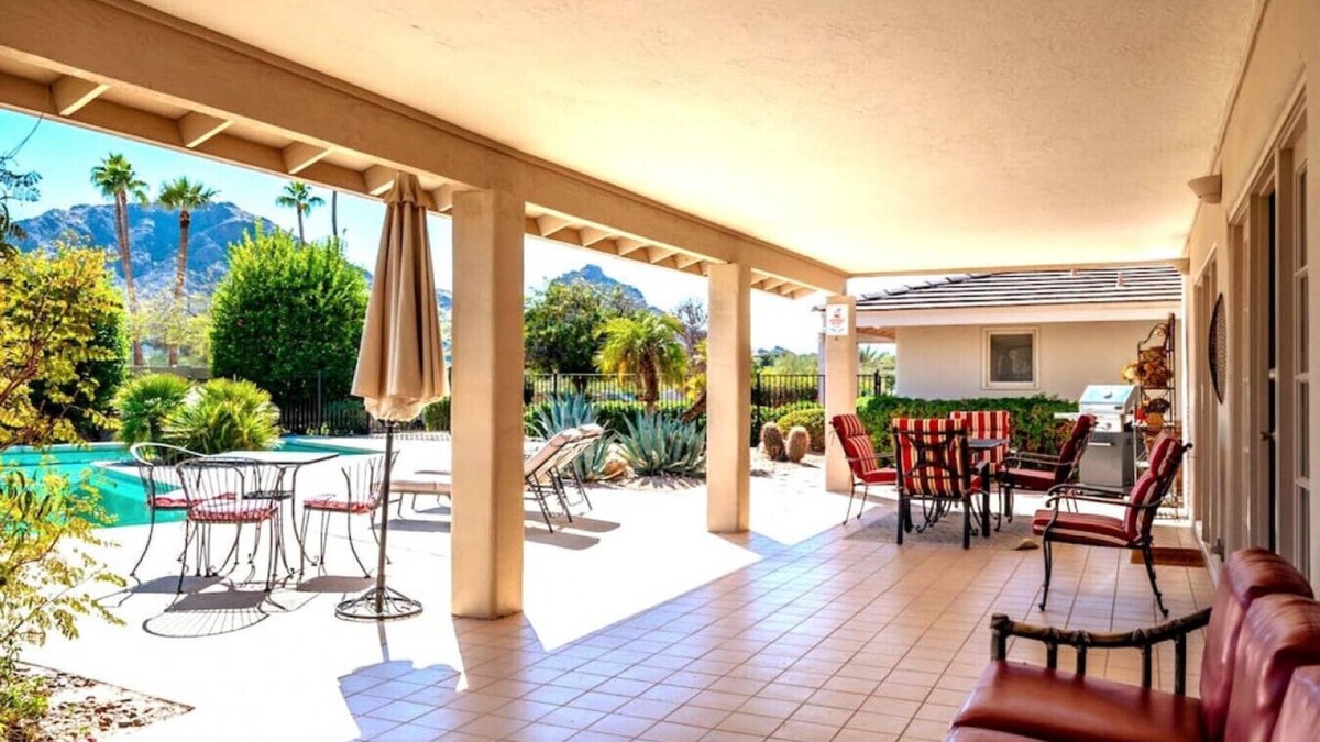 Paradise Valley House | Breathtaking View Retreat: Large Pool w/Pickleball