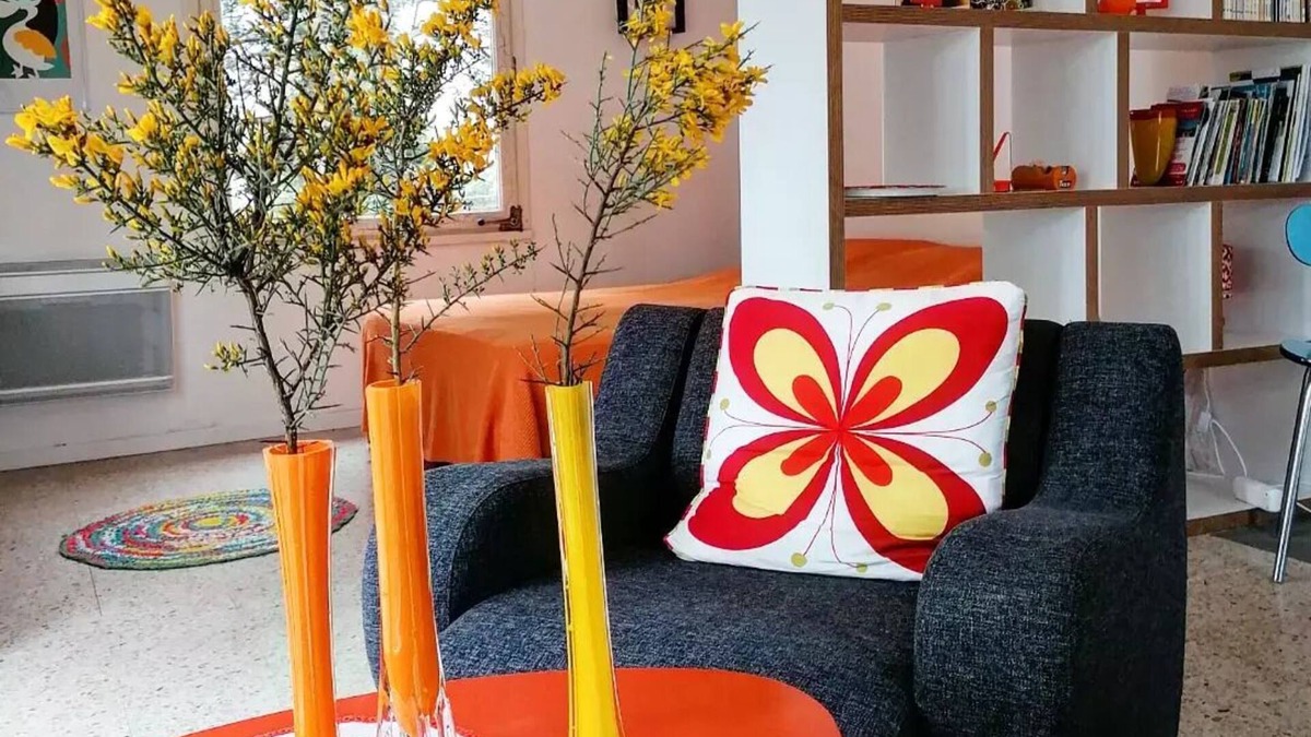 Venterol Cottage | Breathtaking VIEW, in the heart of NATURE, alone. Near NYONS, VAISON, GRIGNAN