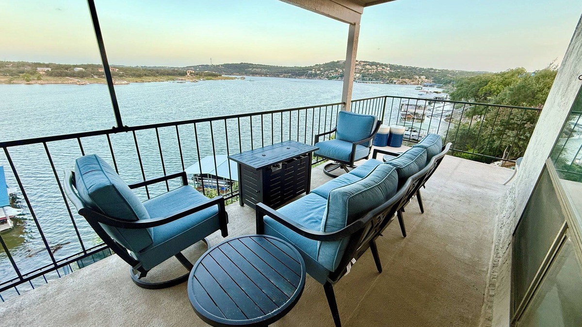 Briarcliff Condo | Breathtaking Views Above Lake Travis, Close To Austin w/Pool & Hot Tub
