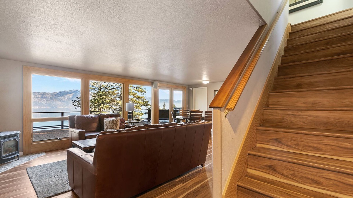Crystal Bay House | Breathtaking Views from 3bed/2bath Home