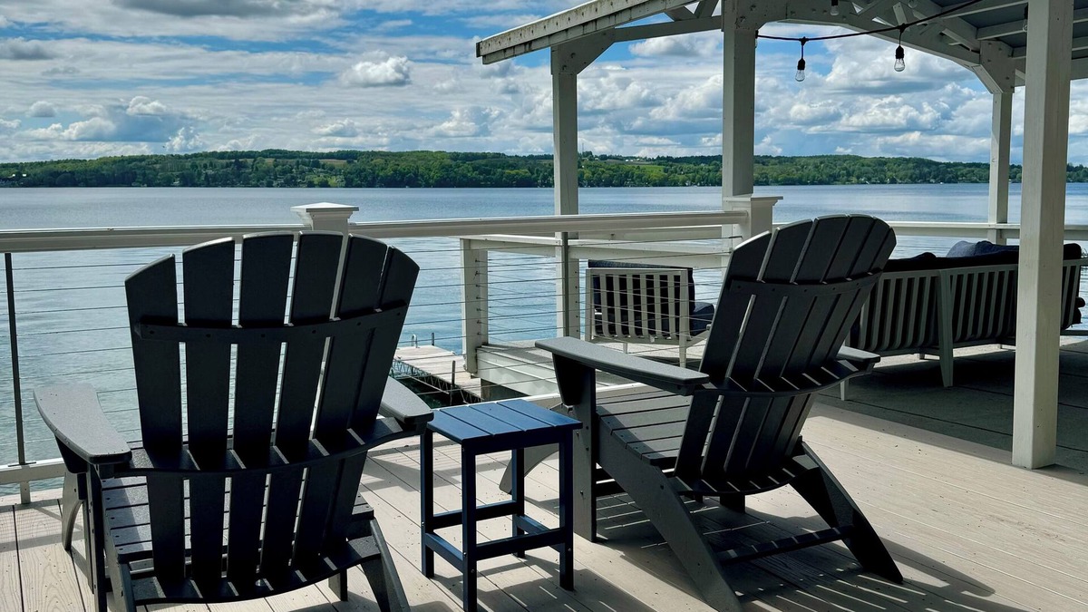 Skaneateles Cottage | Breathtaking Views, Newly Renovated Lakefront Cottage on Skaneateles Lake