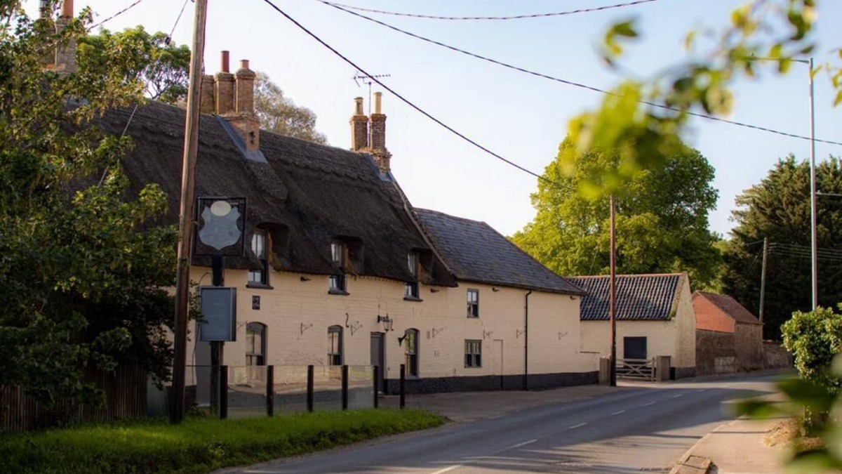 Hockwold cum Wilton Villa | Breckland Thatched Cottage on the Norfolk Border
