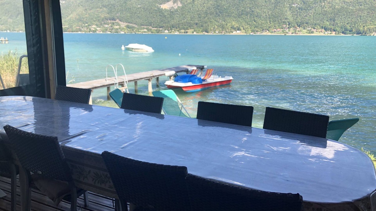 Bredannaz House | BREDANNAZ, Spacieuse Villa, Vue lac, PONTON ET PLAGE 15 PERS.