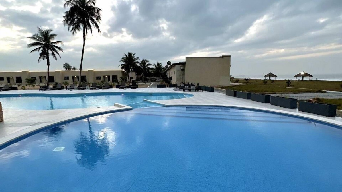 Ajumako Resort | Breezes Beach Resort