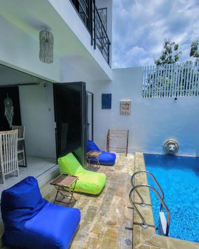 Bangunjiwo House | Breezes Villa