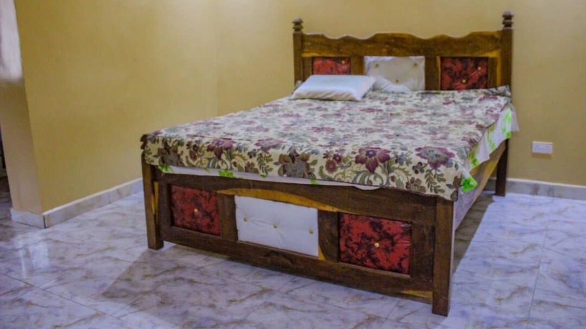 Lamin House | Breezy Bahama Bungalow