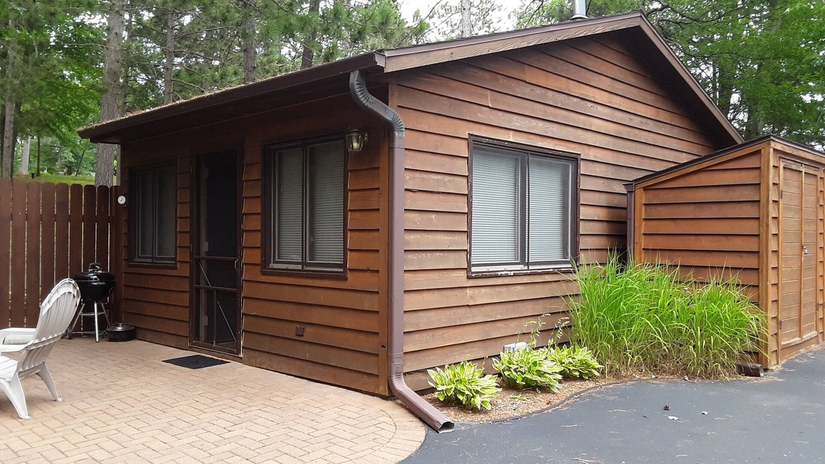Tomahawk Cabin | Breezy Bay on Lake Nokomis