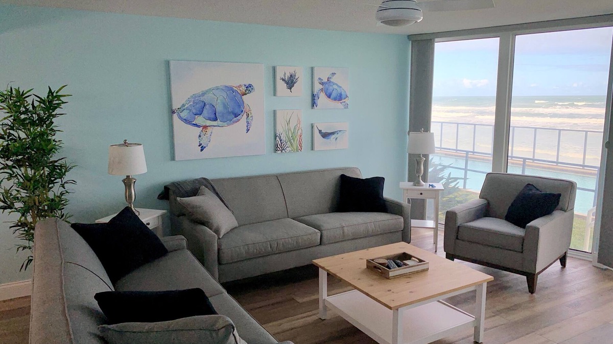 Daytona Beach Shores Condo | Breezy Beachfront Condo - Blue Turtle Bungalow - Ocean Front - First-Floor