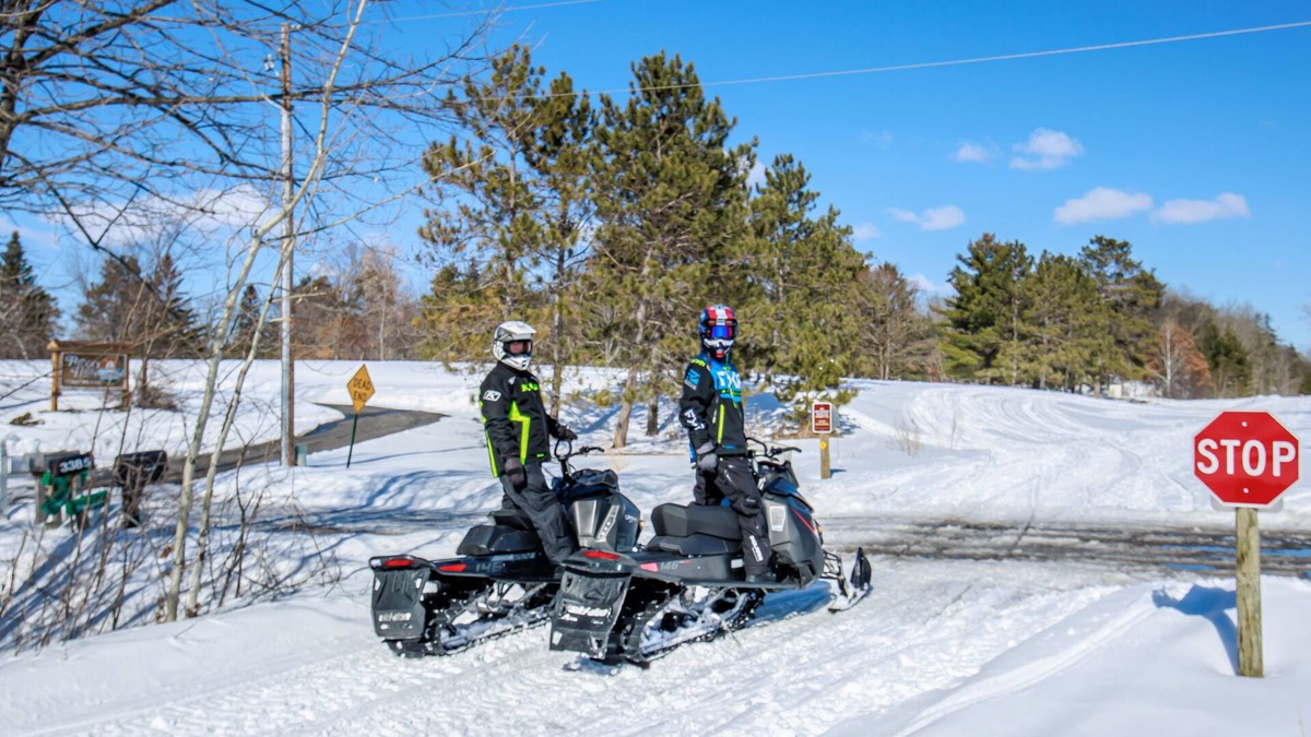 Bemidji Condo | Breezy Hills - Unit 4;Lake Bemidji, King bd, Kayaks, PB Trail!
