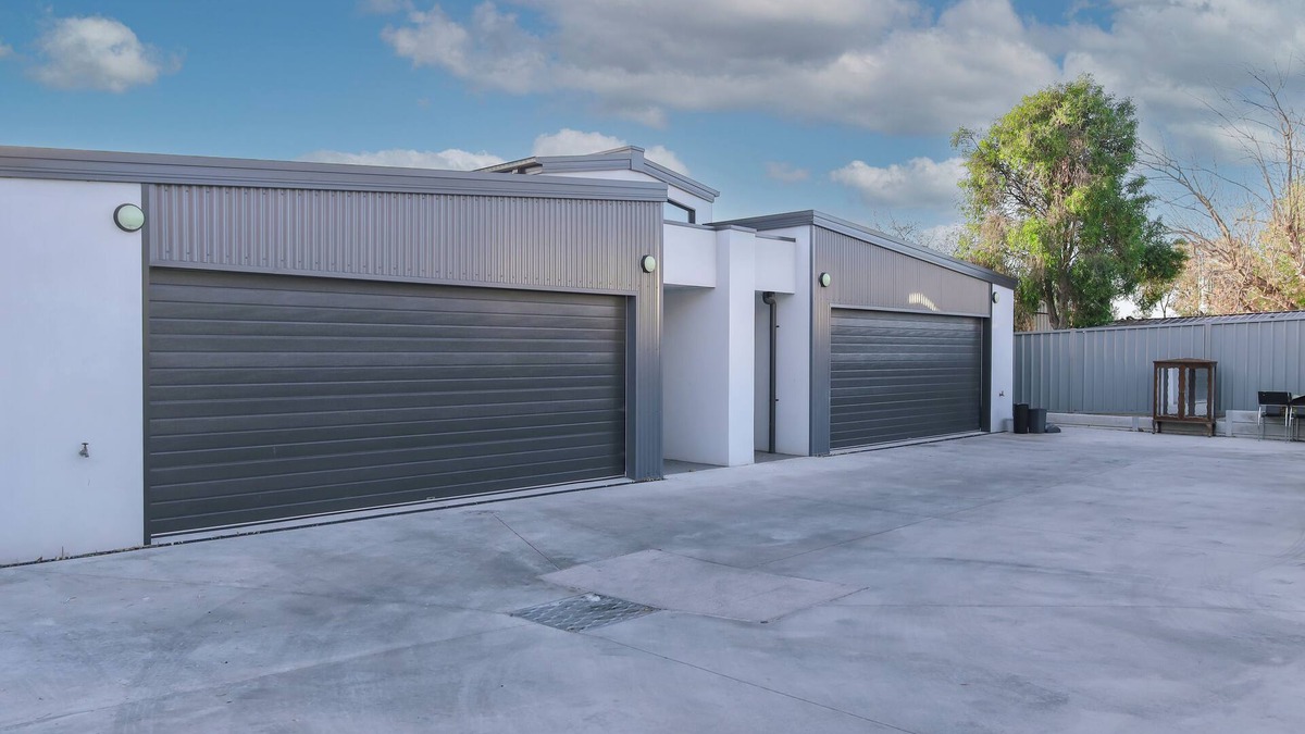 White Hills House | Breezy Townhouse White Hills BENDIGO
