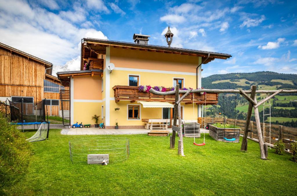 Muehlbach Am Hochkoenig Apartment | Brennergut Ferienwohnung am Bauernhof