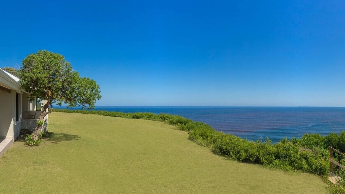 Brenton-on-Sea Villa | Brenton Breakers Self-Catering Accommodation