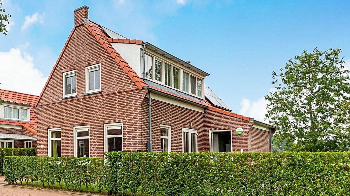 Breskens House | Breskens Haven: Relax, Explore & Dine