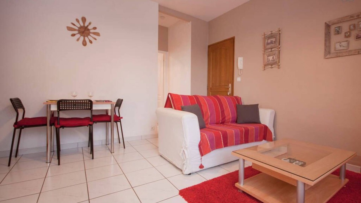 Rive Droite Apartment | BREST Nice T1 bis near the port and hypercentre. WIFI and free parking