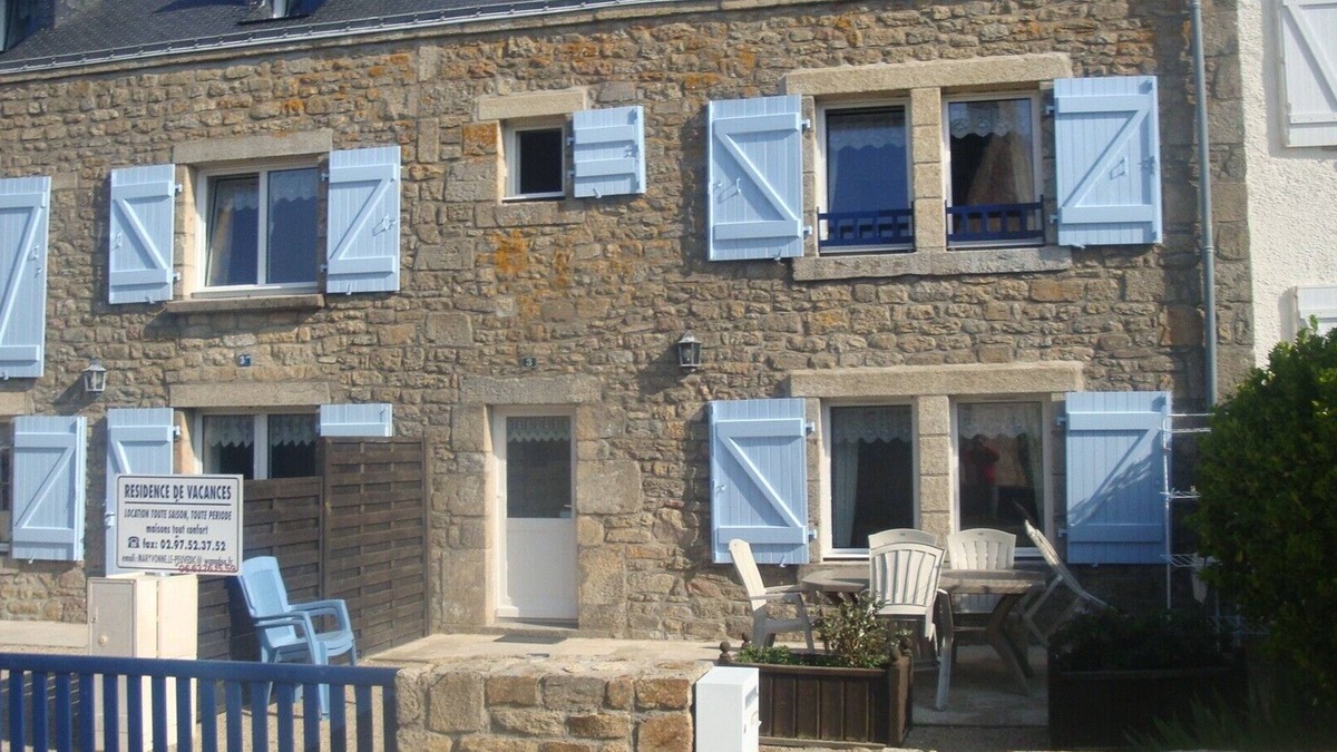 Plouharnel House | Breton house located in an authentic Breton seaside village