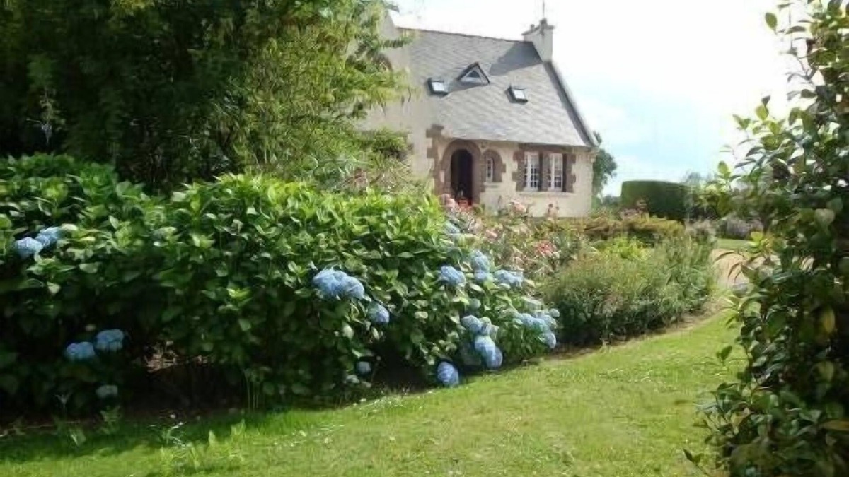 Kerfot House | Breton house located in a closed park in the countryside, near paimpol