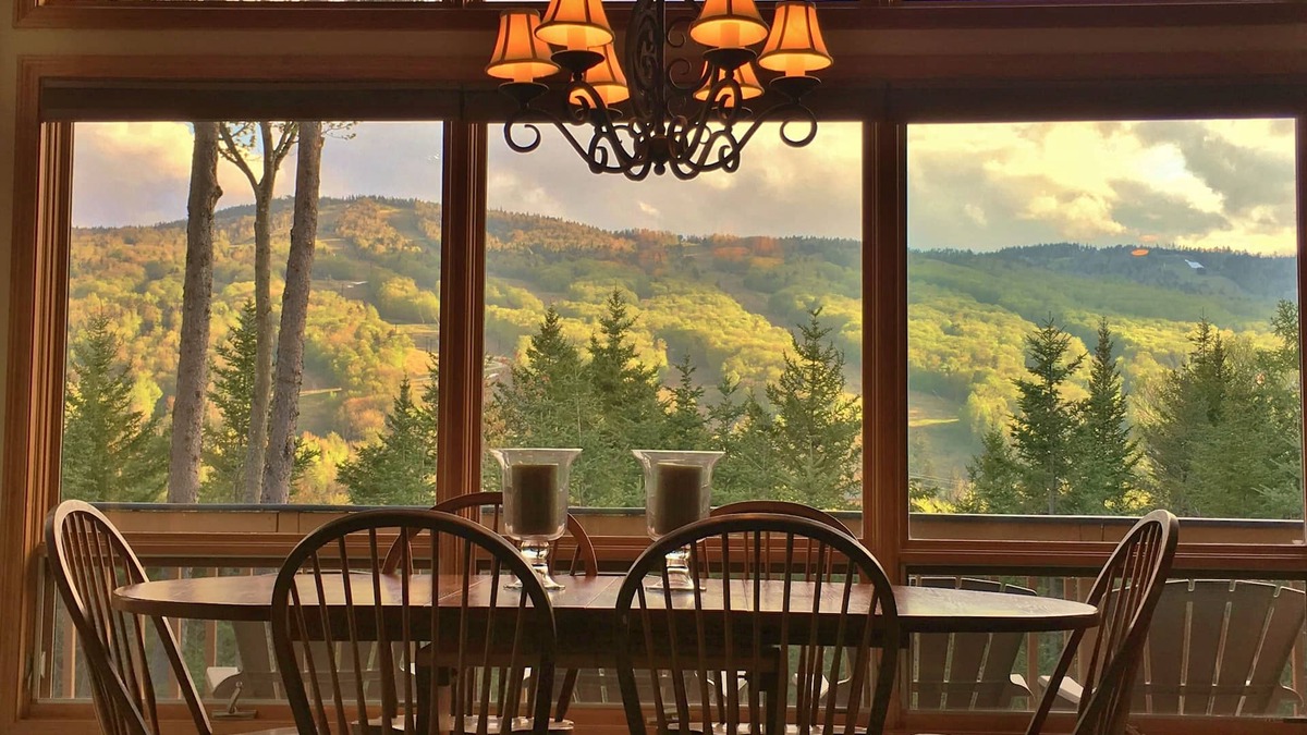 Bretton Woods House | Bretton Woods 3 br/3ba condo. Stunning views & close to Mt. Washington Hotel.