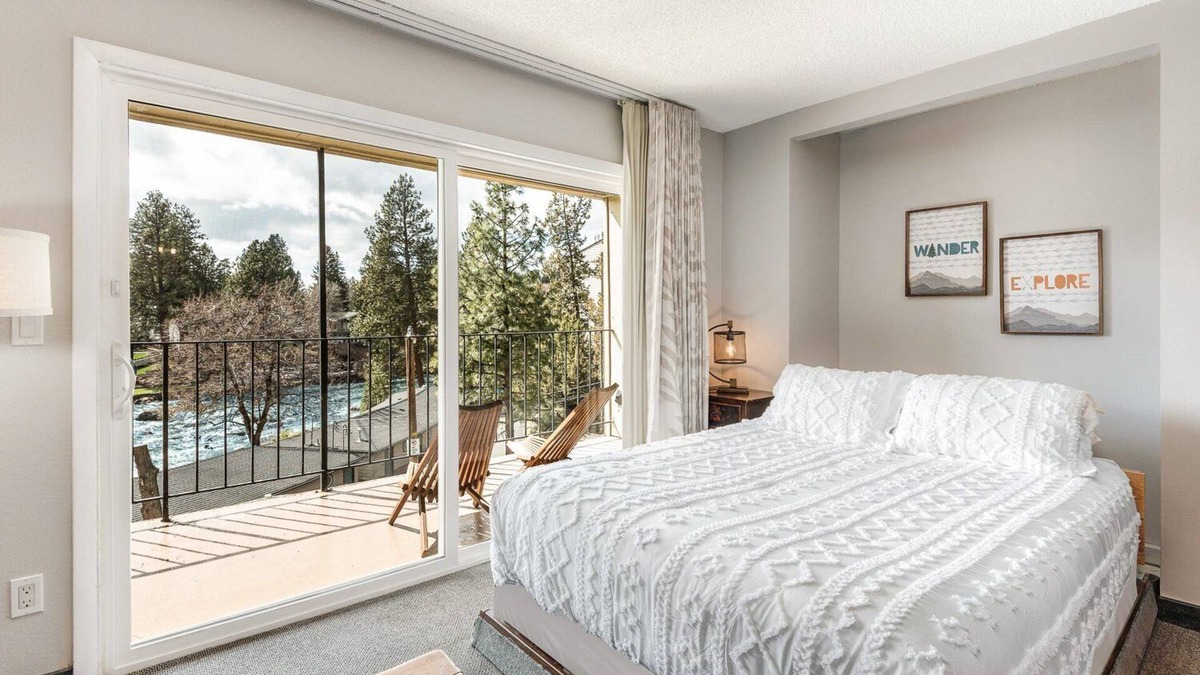 Old Bend Condo | "Brews and Views " River View Condo- Edge of Downtown
