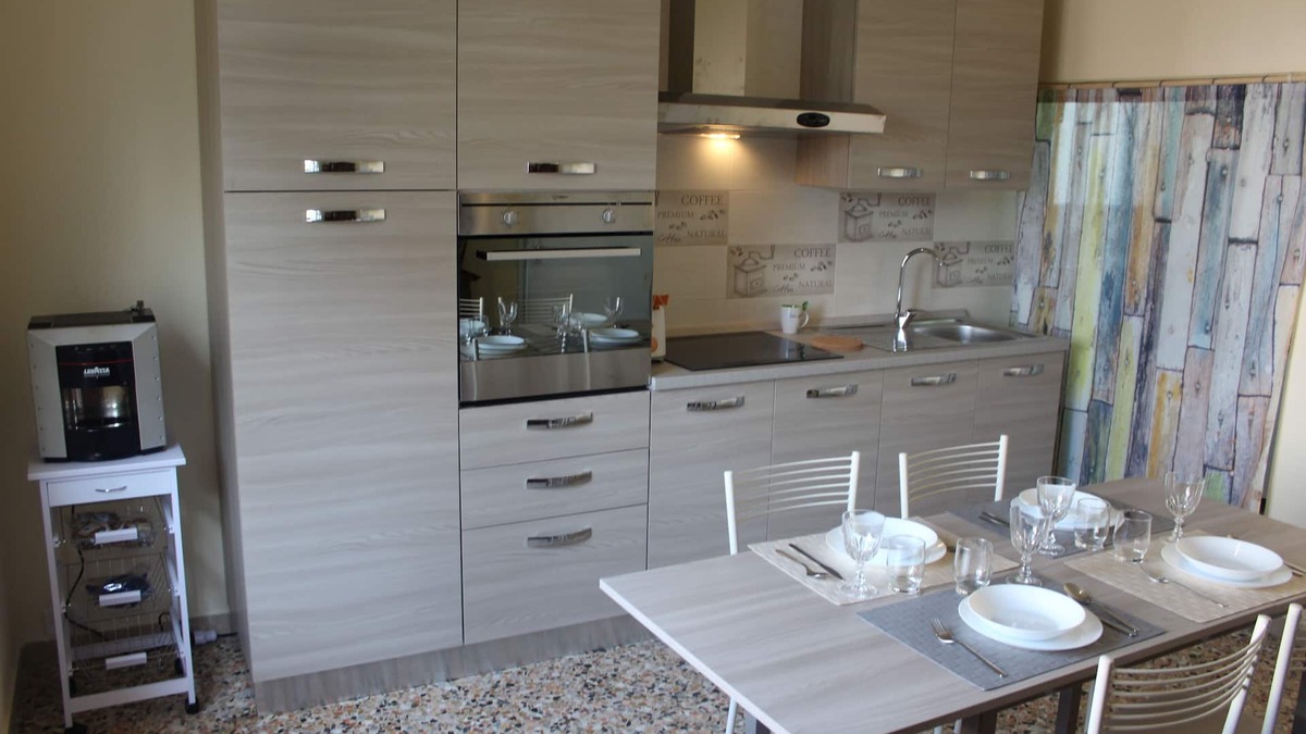 Barbarano Apartment | "Brezza di Lago" Ferienwohnung - Barbarano di Salò
