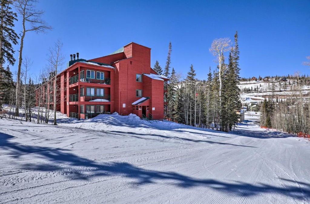 Brian Head Apartment | Brian Head Ski-InandSki-Out Condo with Resort Perks!