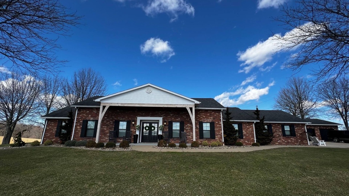 Ohioville House | Brick Ranch in Country Setting
