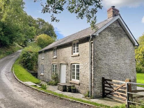 Builth Wells House | Bridge End Cottage