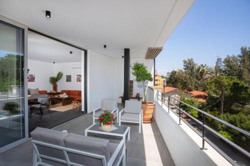 Historical Center Apartment | Bridge House 201 - 3BR Penthouse