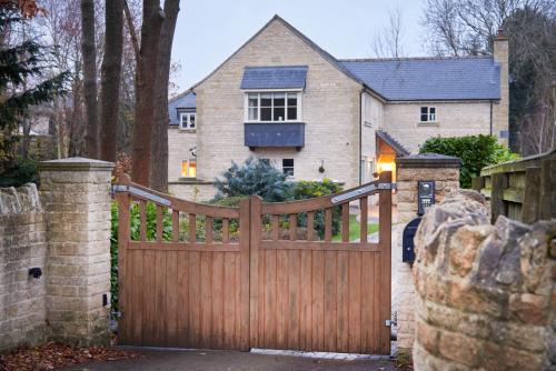 South Luffenham Apartment | Bridge House Apartment. Luxury and cosy self contained apartment.