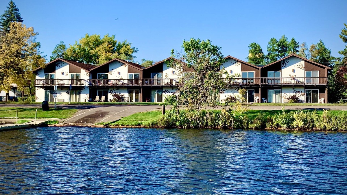 Tomahawk Hotel | Bridge Inn Motel