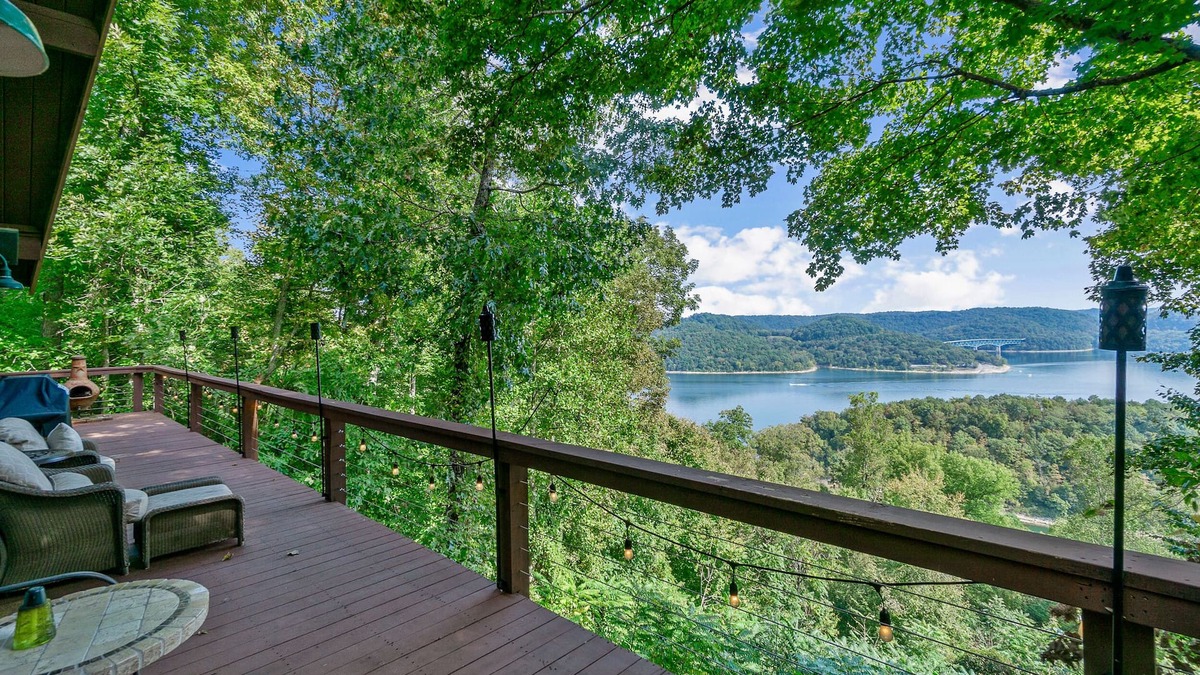 Smithville Cabin | Bridge View Center Hill Lake