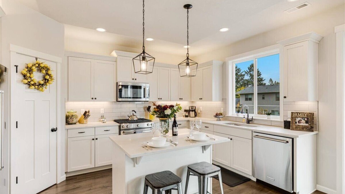 Dundee House | Brier Maison, The Perfect Home to Gather in the Dundee Foothills