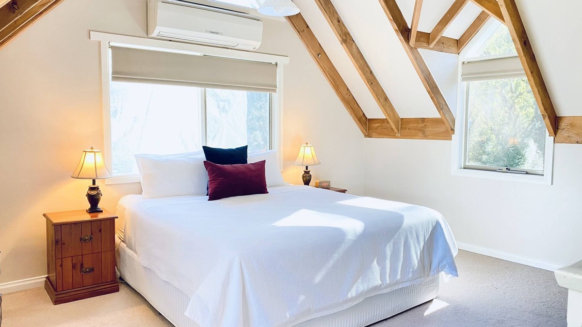 Newborough Cottage | Brigadoon Cottages - Loft Cottage