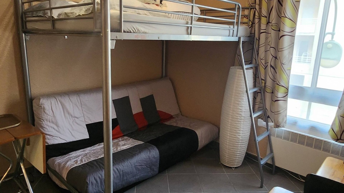 Paray-le-Monial Apartment | Bright 18m² studio downtown in secure residence
