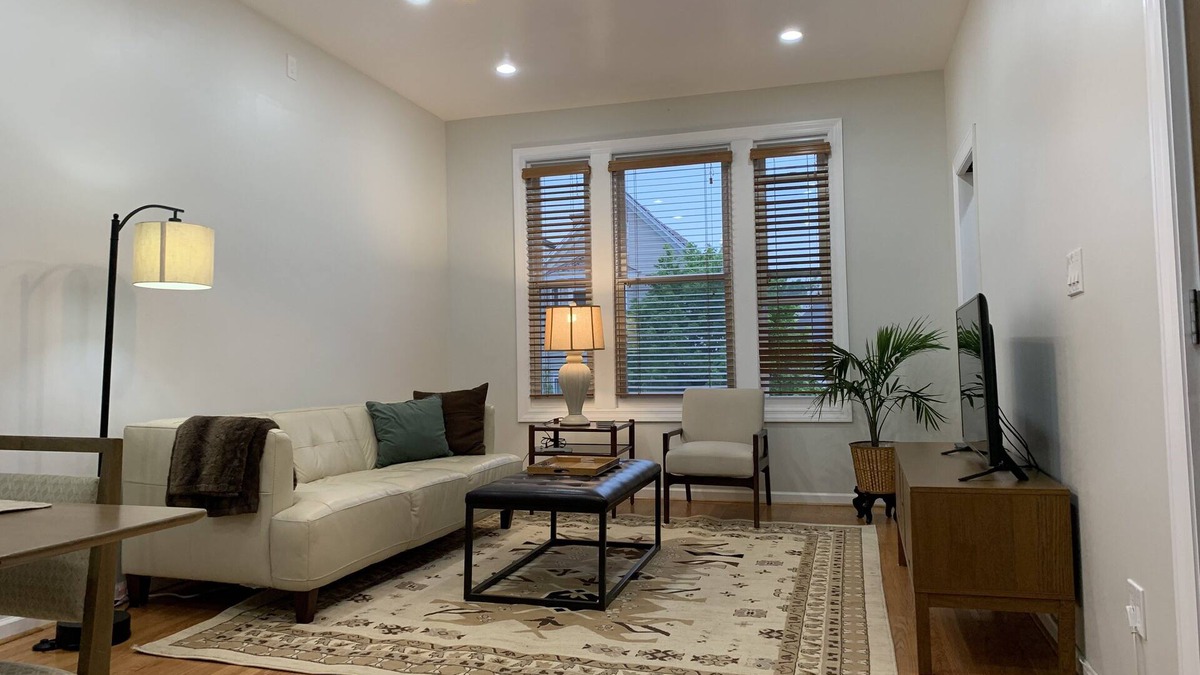 Logan Square Apartment | Bright 2 bed conveniently located in the heart of Logan Square with easy parking