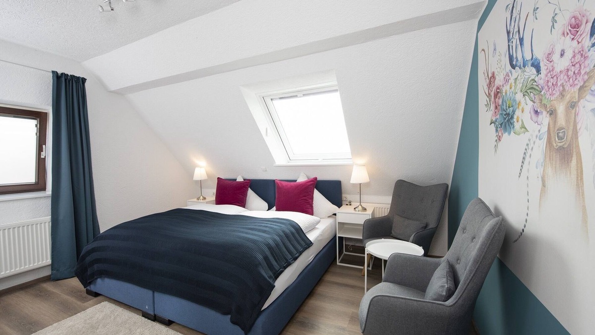 Dillingen an der Donau Apartment | Bright and spacious family room (39 sqm) for up to 4 people with free WiFi