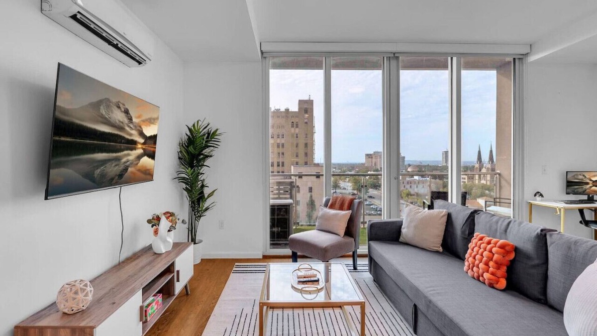Downtown Tulsa Apartment | Bright & Airy 1BD in Tulsa with Onsite Gym