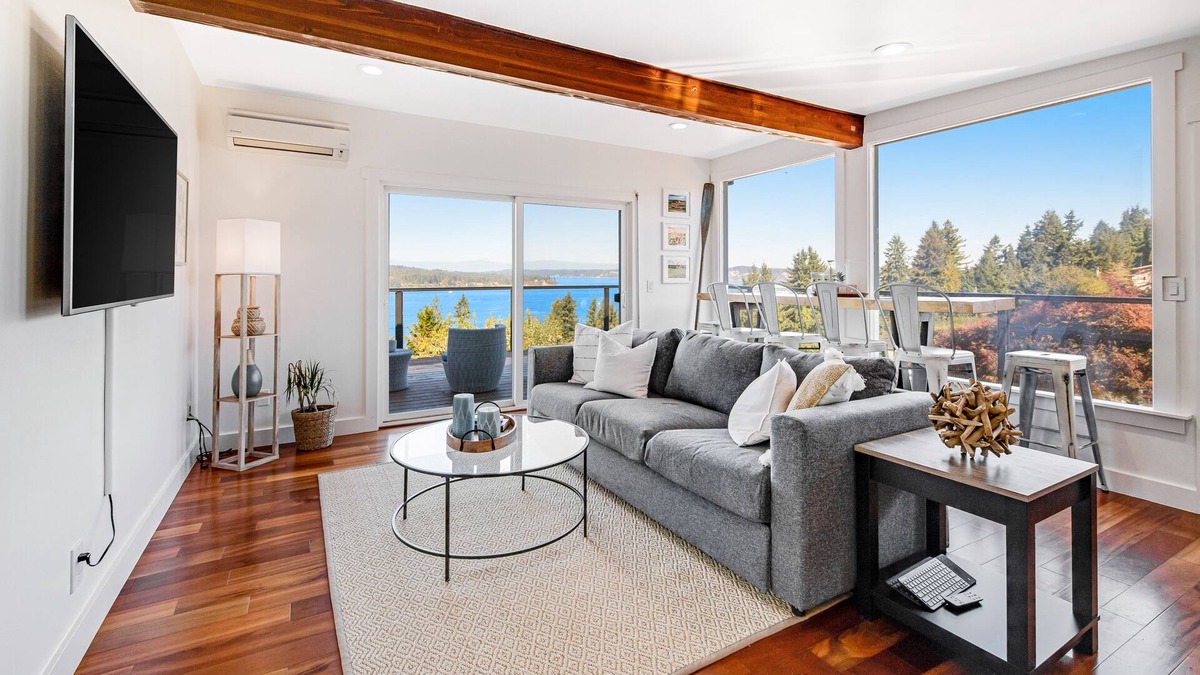 University Place House | Bright & Airy Home with Free WiFi, Full Kitchen, & 180-Degree Puget Sound Views