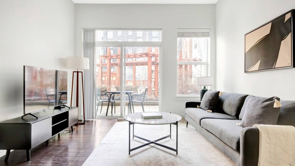Cambridge Apartment | Bright Alewife 1BR w/in-unit W/D close to shopping center, by Blueground