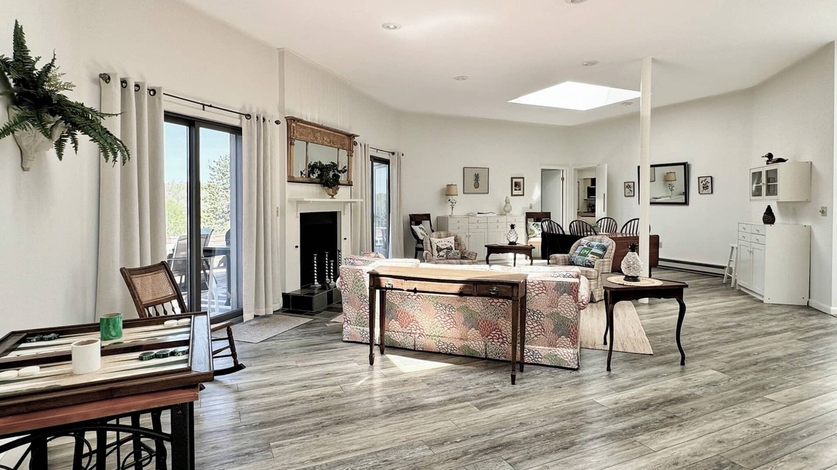Eagles Mere House | Bright and airy home with sunset views less than a mile to the lake and village